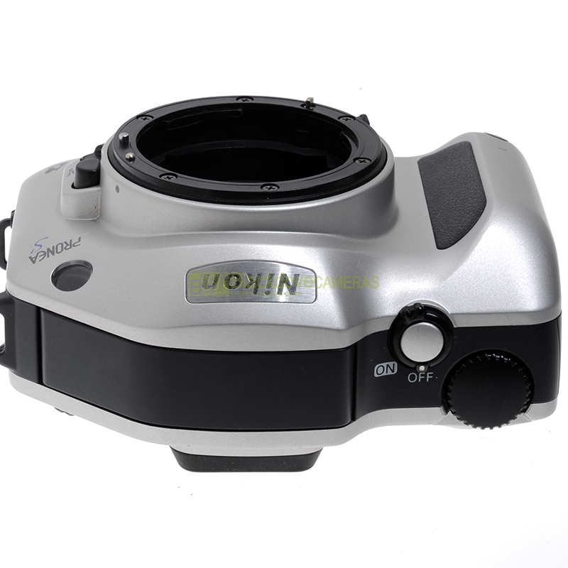 Nikon Pronea S Fotocamera reflex autofocus a pellicola autofocus formato APS.