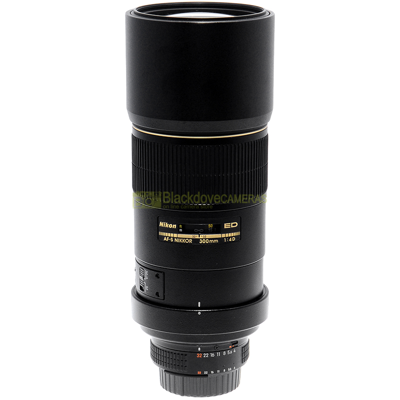 Nikon AF-S Nikkor 300mm f4 D ED Tele Obiettivo full frame per fotocamere FX e DX