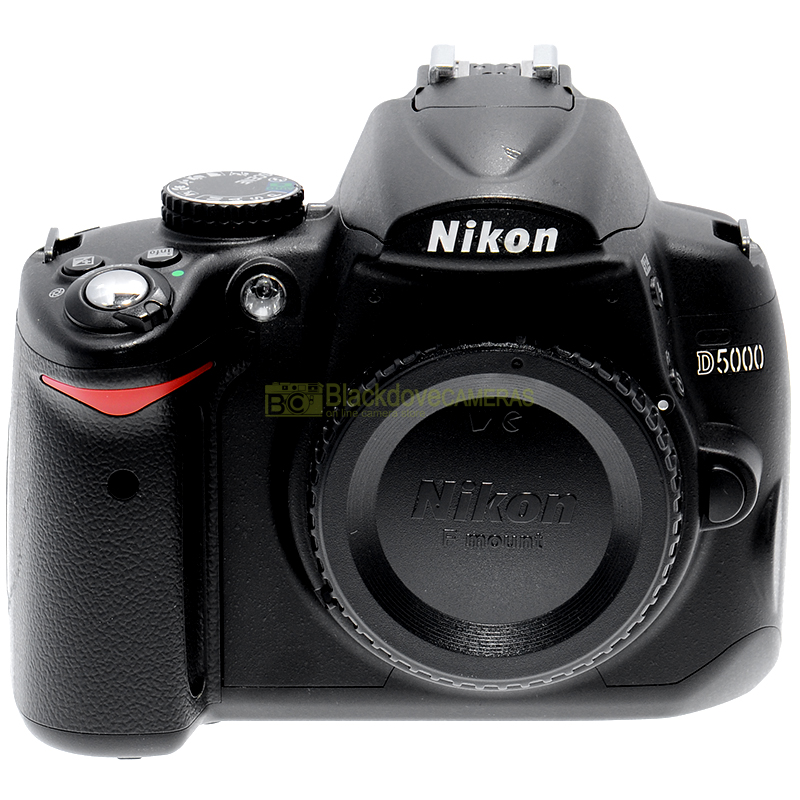 Nikon D5000