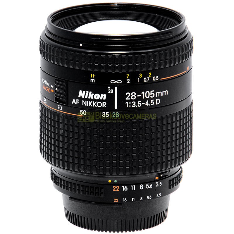 Obiettivo Nikon AF-D Nikkor 28/105mm f3,5-4,5 macro usato per fotocamere reflex