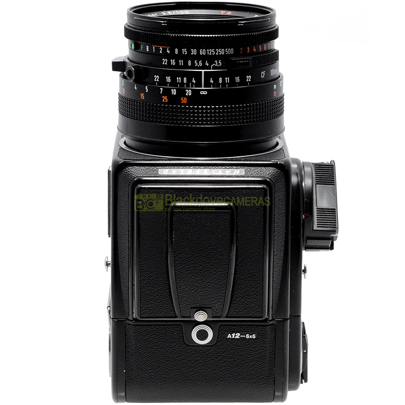 Hasselblad 500 C/M Black con Carl Zeiss CF Planar 100mm f3,5. Fotocamera 6x6.