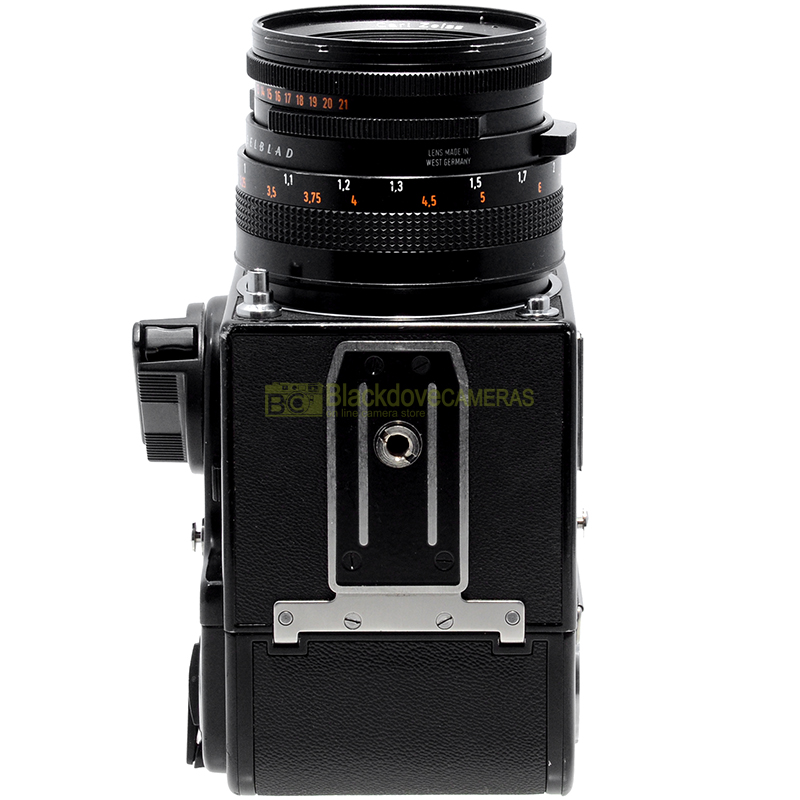 Hasselblad 500 C/M Black con Carl Zeiss CF Planar 100mm f3,5. Fotocamera 6x6.